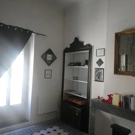 Appt Arenes 90 M2 + Terrasse Ombragee Nîmes