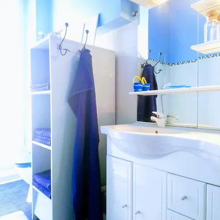 Apartamento Appt Arenes 90 M2 + Terrasse Ombragee *